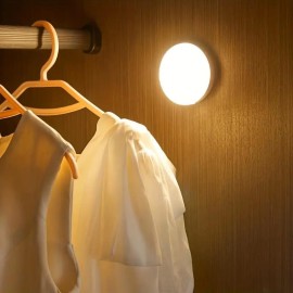 1個のLEDモーションセンサーナイトライト、丸い屋内壁灯、ソフトウォームライト - エネルギー効率、自動オン/オフ、磁気マウント、充電式リチウム電池、USB充電可能、家庭、オフィス、寝室、ホテル、パーティー、レストランの装飾に最適、寝室照明 | モダンな壁灯 | 耐久性のあるプラスチックランプ